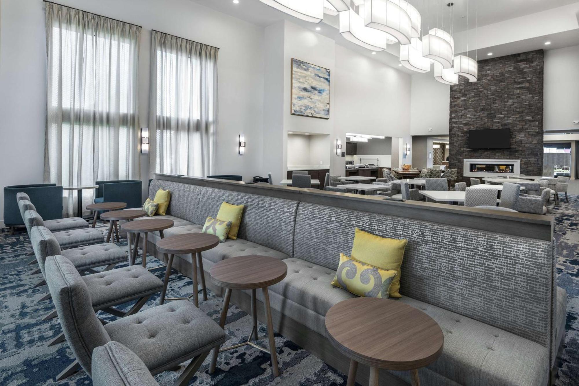 Homewood By Hilton Memorial Otel