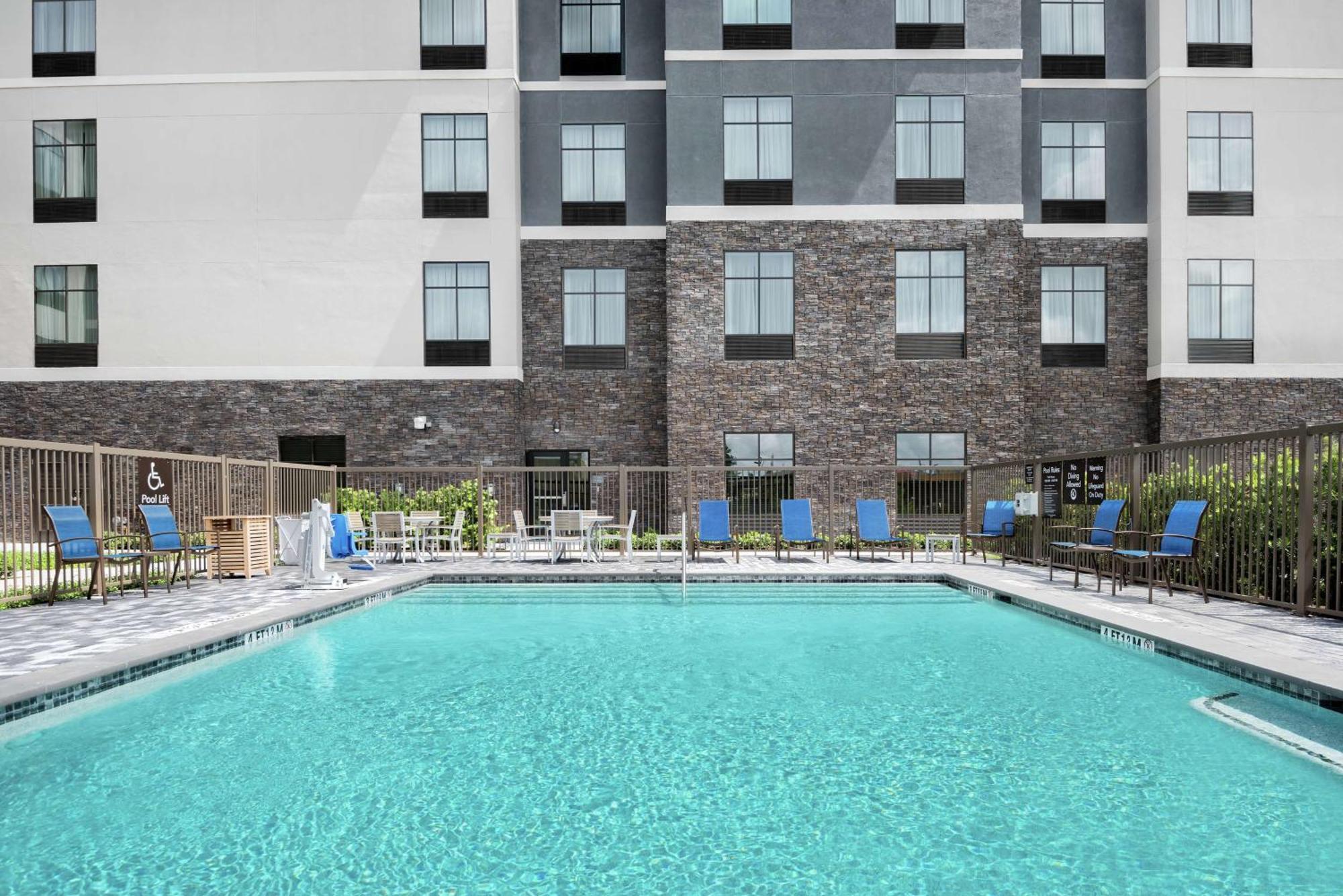 Homewood By Hilton Memorial Otel 3*